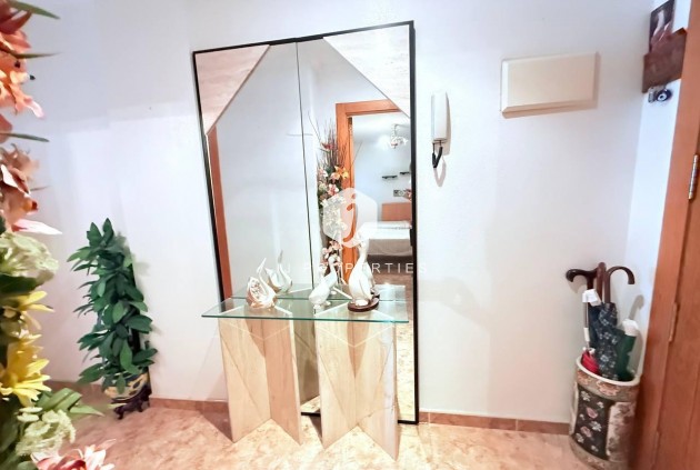 Tweedehands - Appartement / flat -
Torrevieja - La Mata