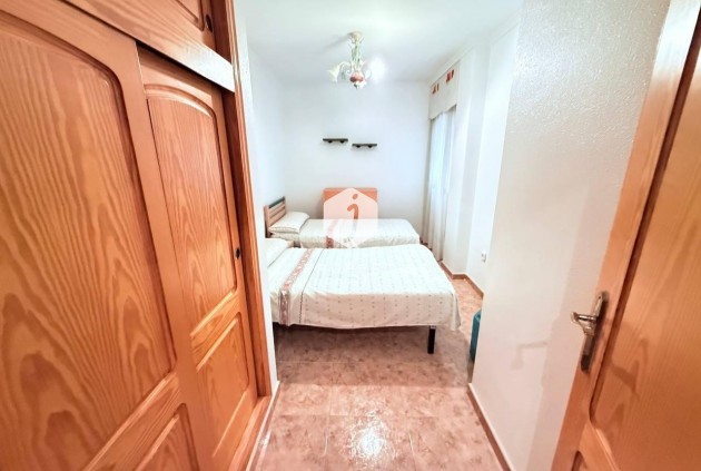 Tweedehands - Appartement / flat -
Torrevieja - La Mata