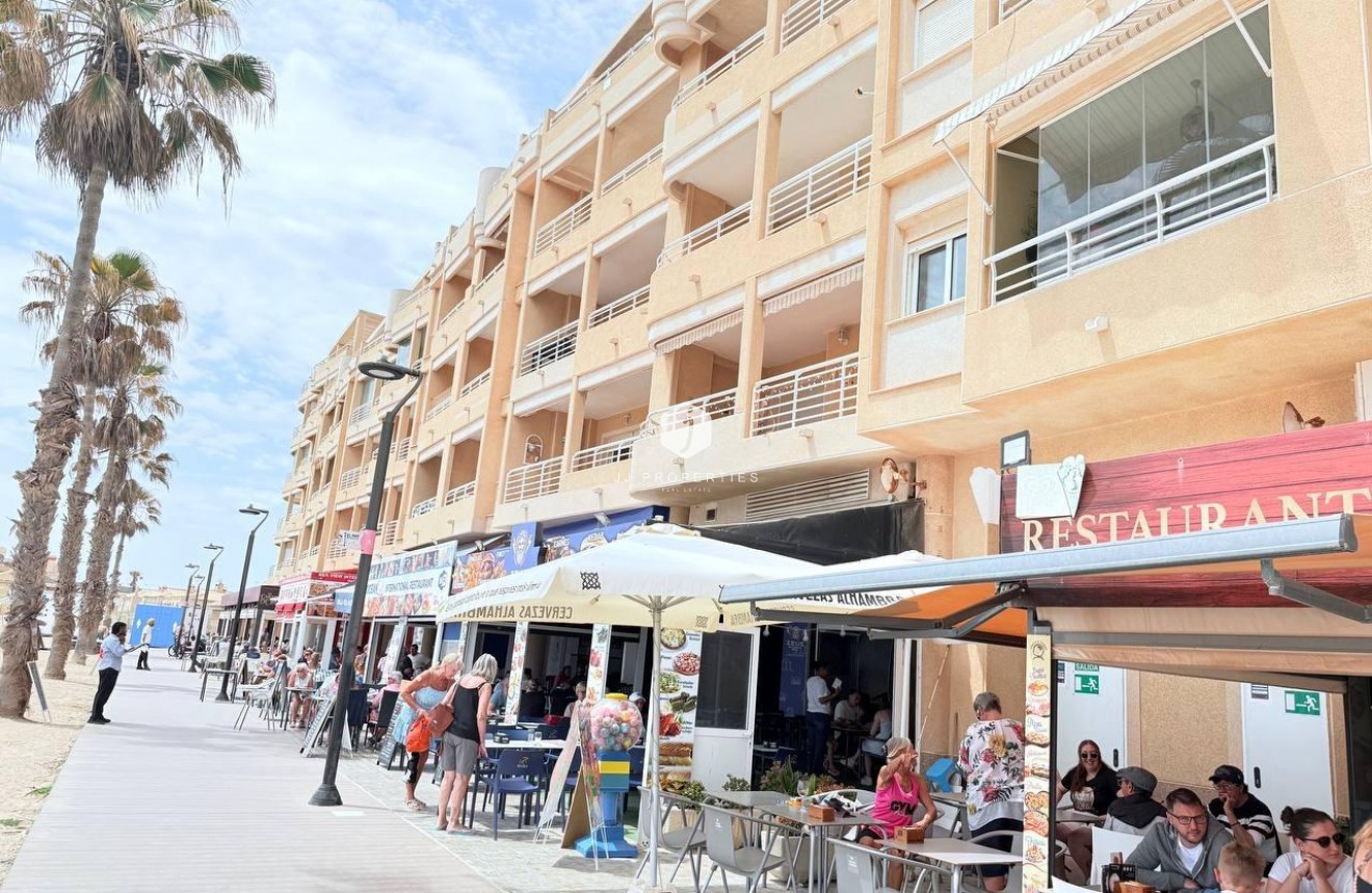 Tweedehands - Appartement / flat -
Torrevieja - La Mata