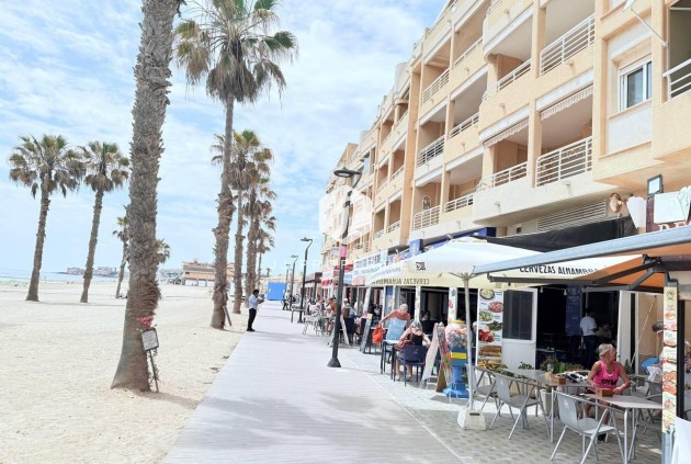 Tweedehands - Appartement / flat -
Torrevieja - La Mata