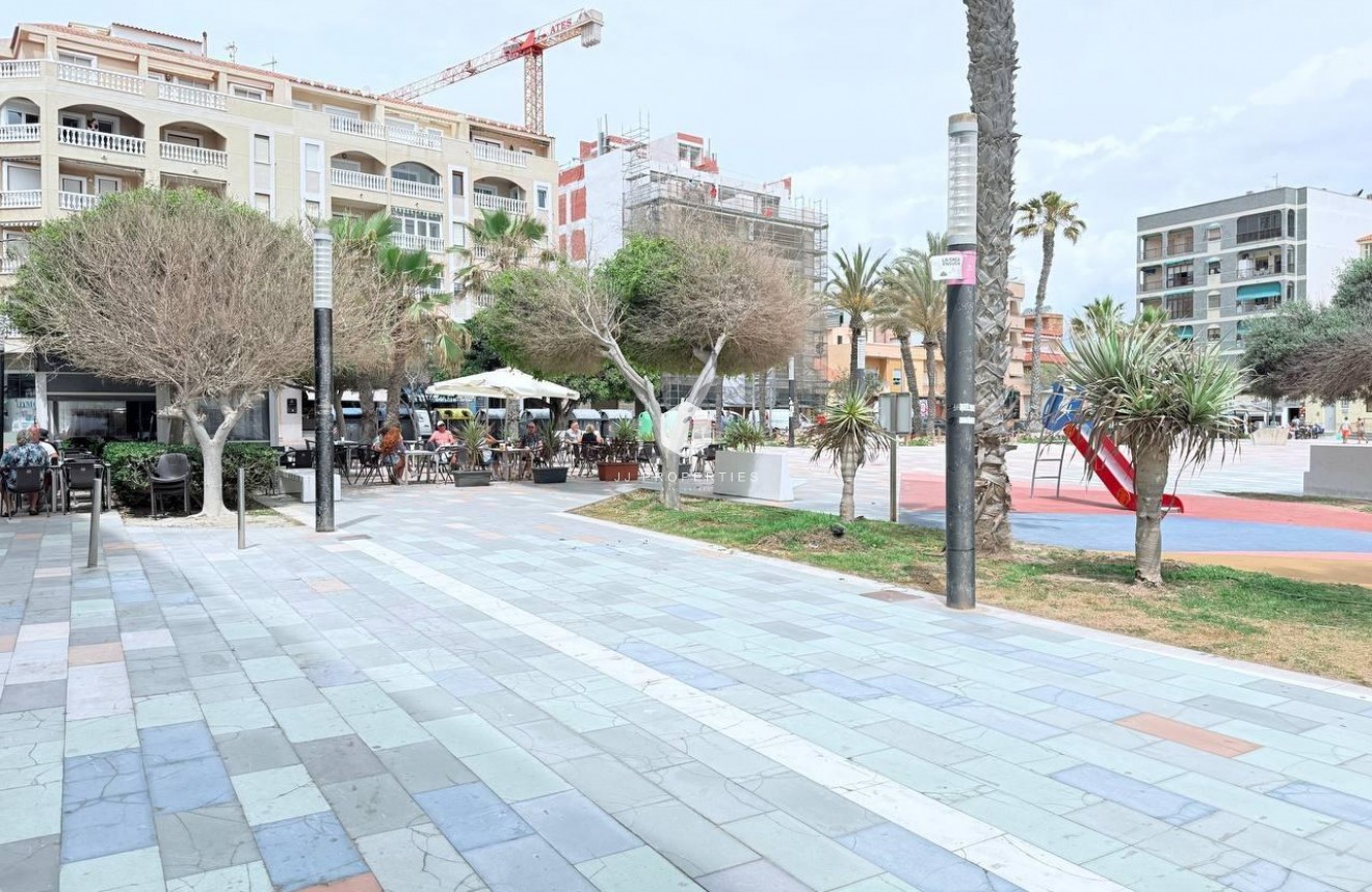 Tweedehands - Appartement / flat -
Torrevieja - La Mata