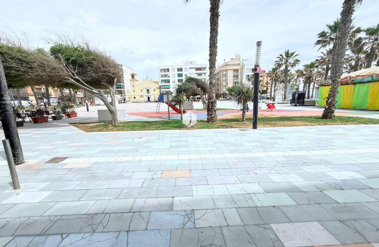 Tweedehands - Appartement / flat -
Torrevieja - La Mata