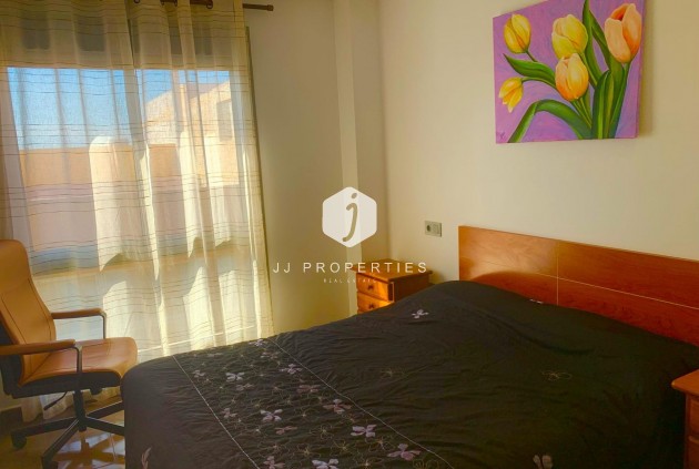 Tweedehands - Appartement / flat -
Guardamar del Segura - Pueblo