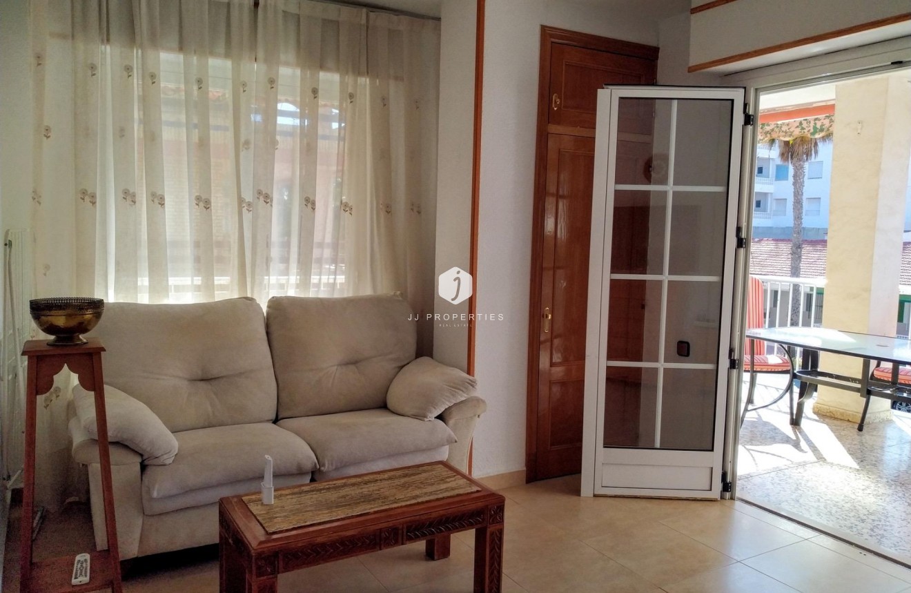 Tweedehands - Appartement / flat -
Torrevieja - Playa de los Naufragos