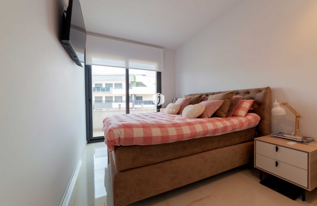 Tweedehands - Appartement / flat -
Playa Flamenca - Costa Blanca