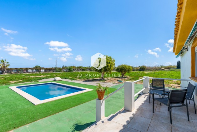 Tweedehands - Villa -
Los Montesinos - Costa Blanca