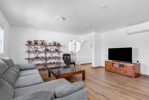 Tweedehands - Villa -
Los Montesinos - Costa Blanca