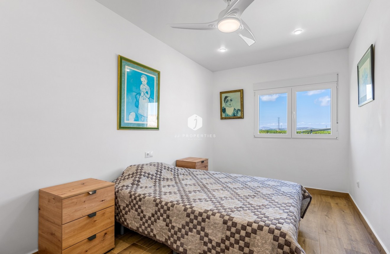 Tweedehands - Villa -
Los Montesinos - Costa Blanca