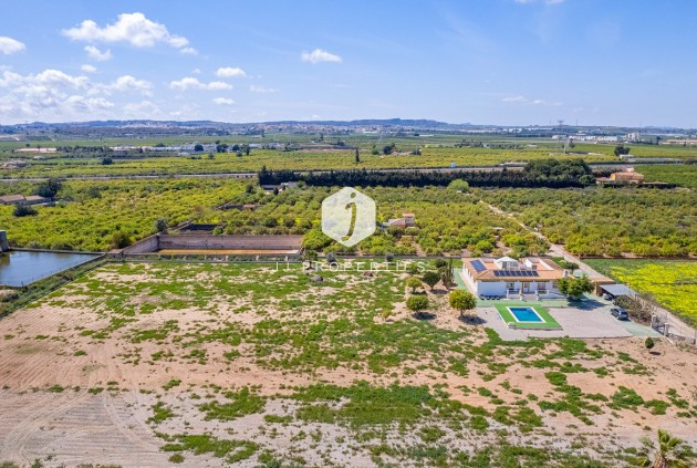 Tweedehands - Villa -
Los Montesinos - Costa Blanca