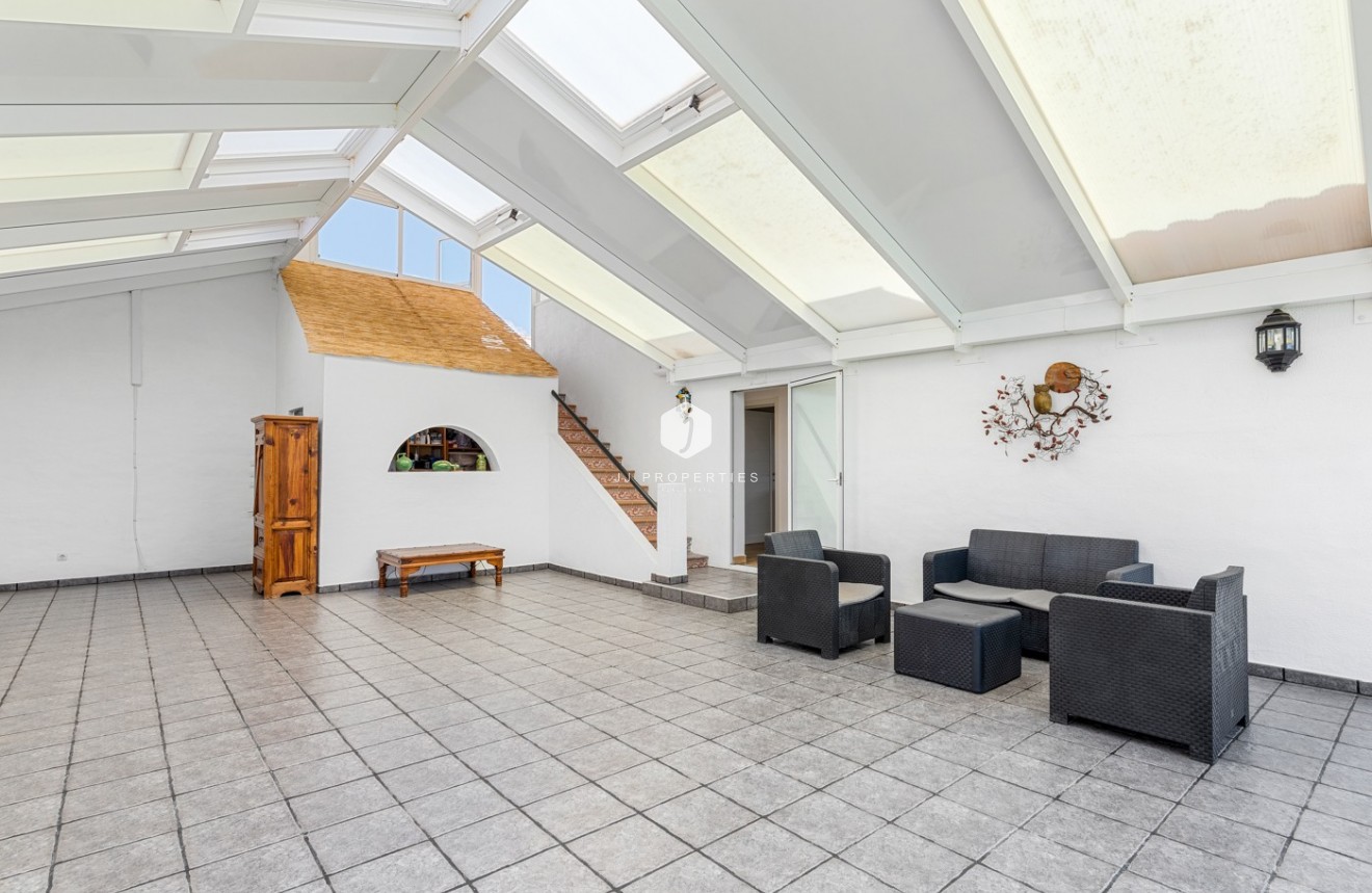 Tweedehands - Villa -
Los Montesinos - Costa Blanca