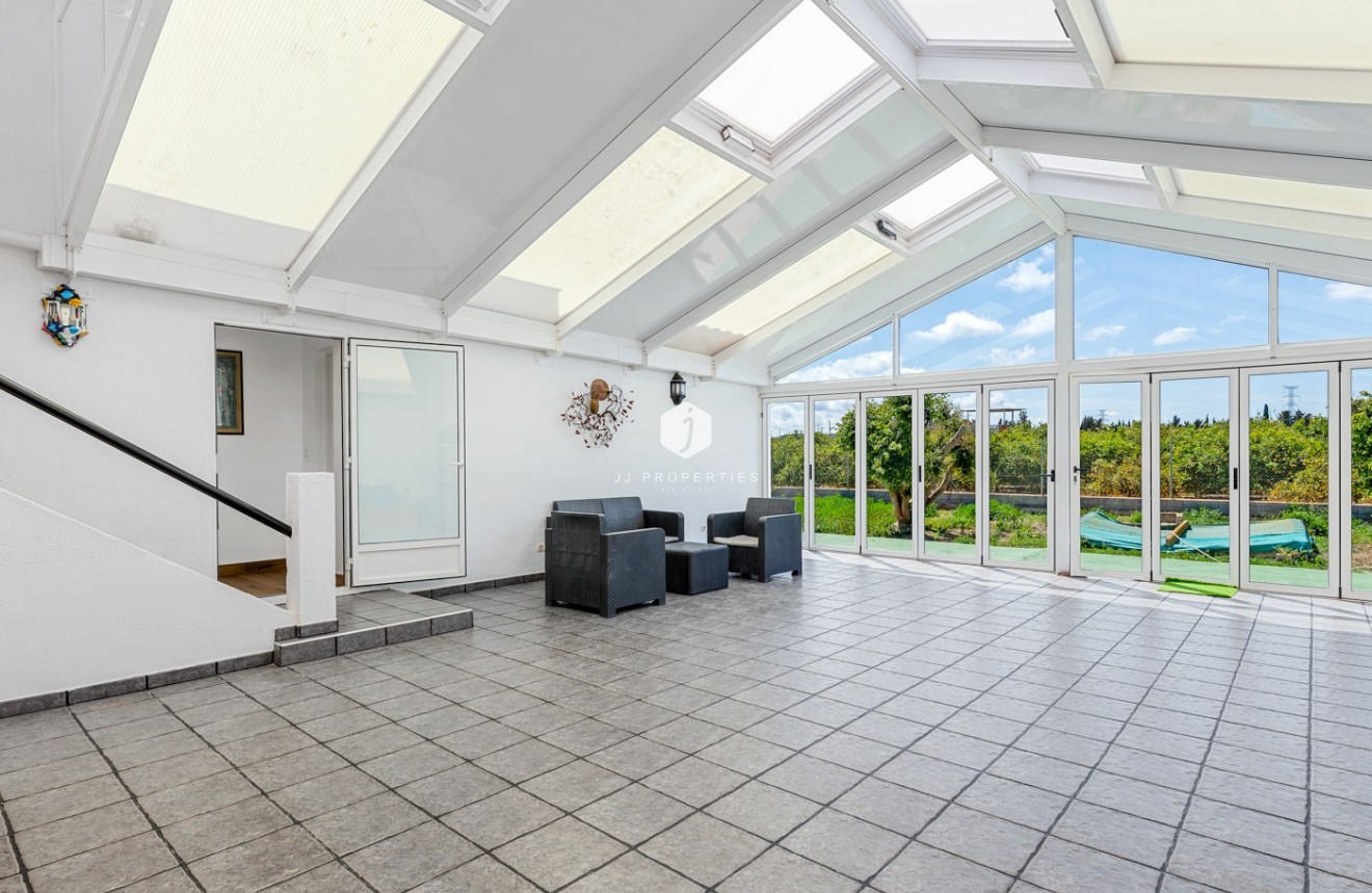 Tweedehands - Villa -
Los Montesinos - Costa Blanca