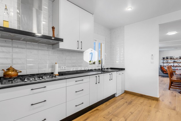 Tweedehands - Villa -
Los Montesinos - Costa Blanca