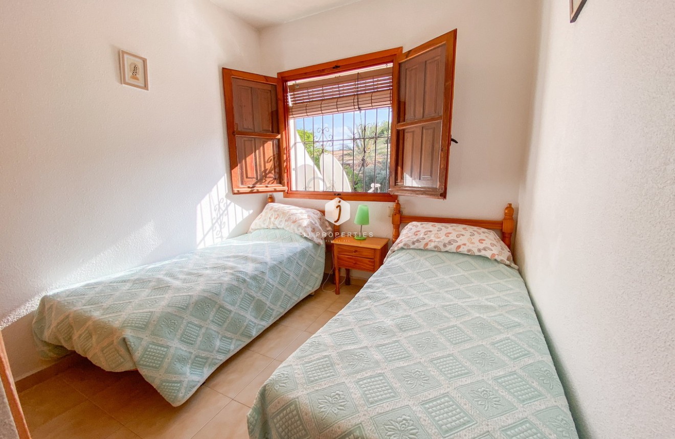 Tweedehands - Chalet -
Los Balcones - Costa Blanca