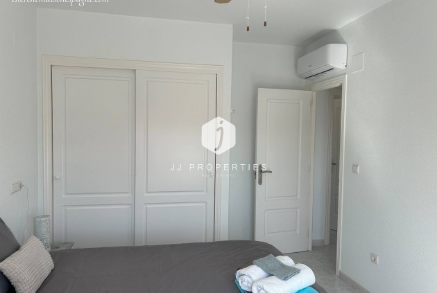 Tweedehands - Villa -
Ciudad Quesada - Benimar