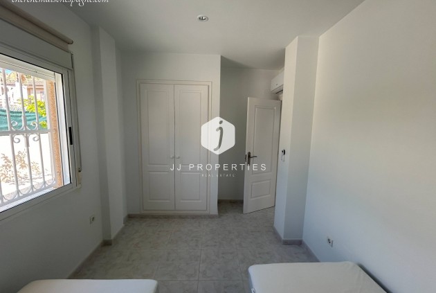 Tweedehands - Villa -
Ciudad Quesada - Benimar