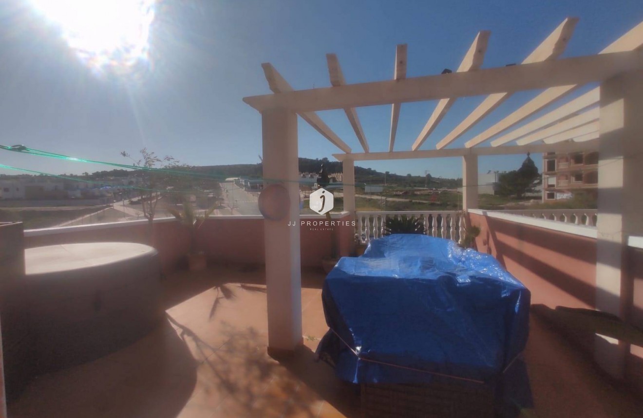 Tweedehands - Chalet -
Bigastro - Comunidad Valenciana