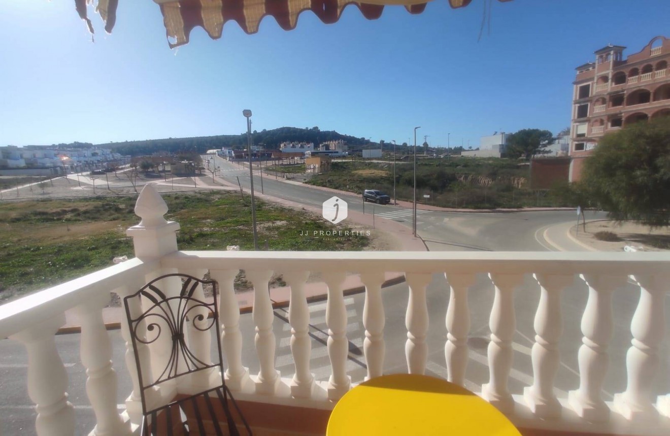 Tweedehands - Chalet -
Bigastro - Comunidad Valenciana