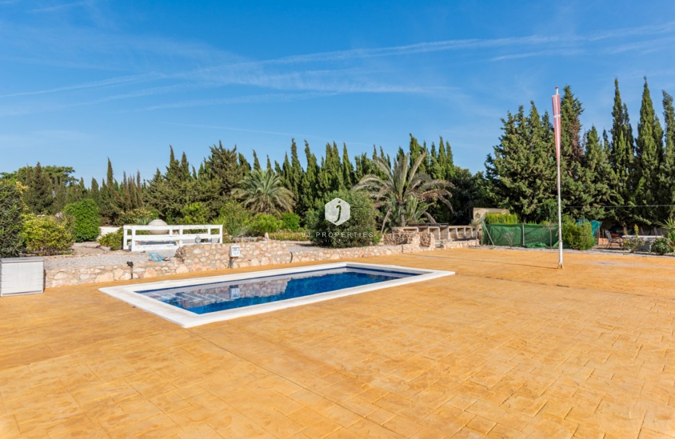 Tweedehands - Villa -
Los Montesinos - Costa Blanca