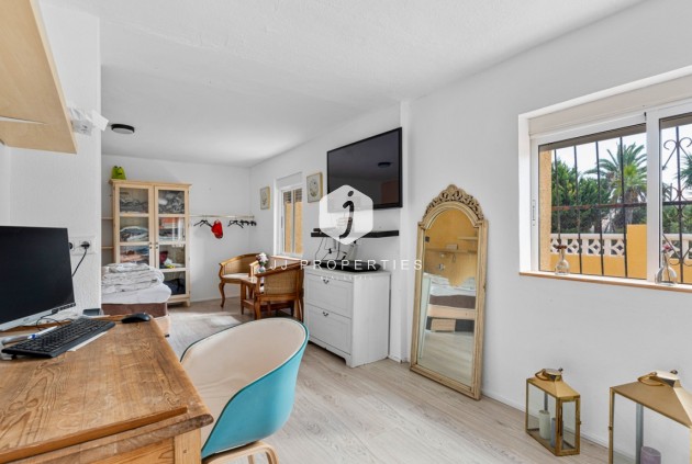 Tweedehands - Villa -
Los Montesinos - Costa Blanca