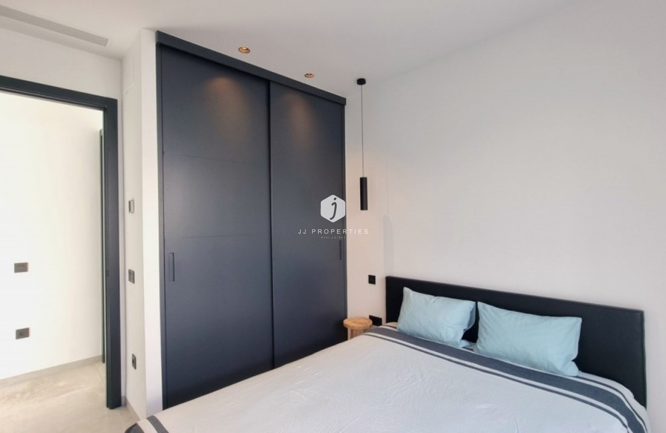 Tweedehands - Villa -
Rojales - Inland