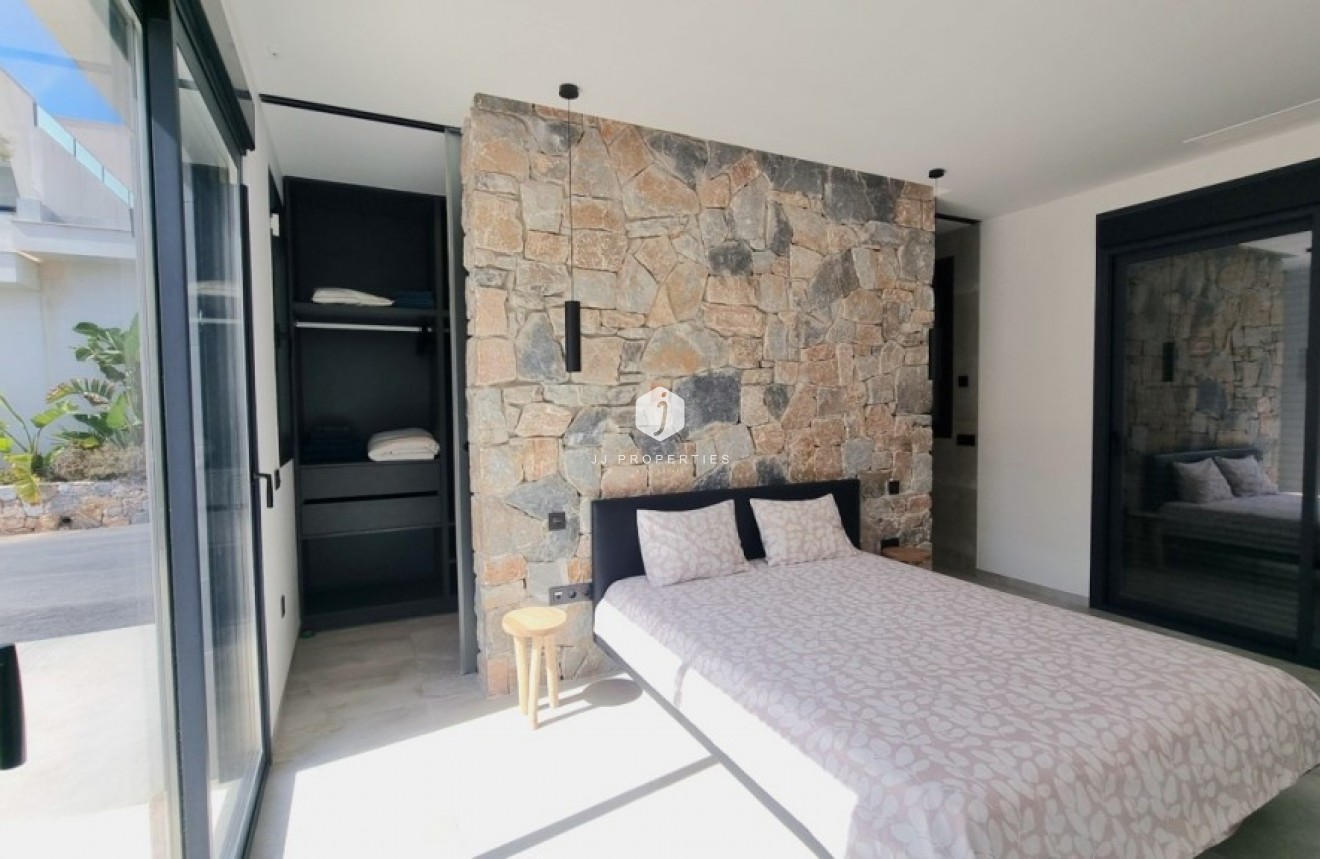 Tweedehands - Villa -
Rojales - Inland