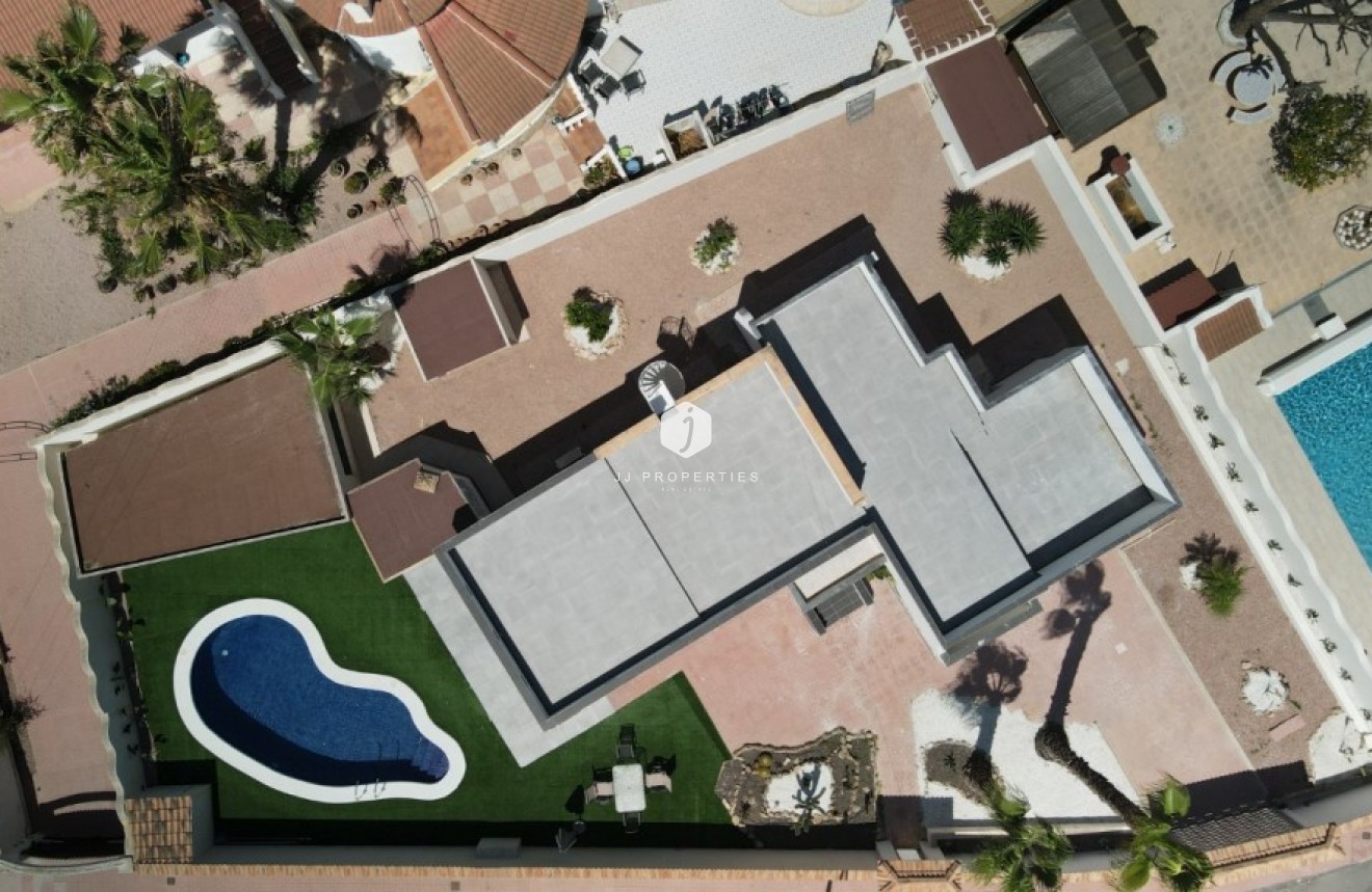 Tweedehands - Villa -
Ciudad Quesada - Costa Blanca