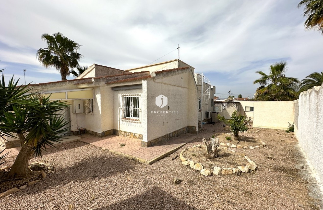 Tweedehands - Villa -
Ciudad Quesada - Costa Blanca