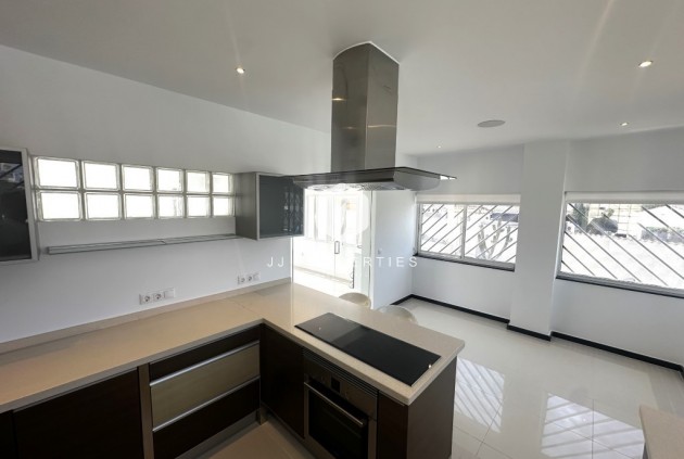 Tweedehands - Villa -
Ciudad Quesada - Costa Blanca