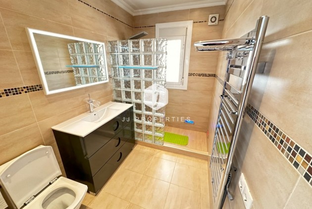 Tweedehands - Villa -
Ciudad Quesada - Costa Blanca