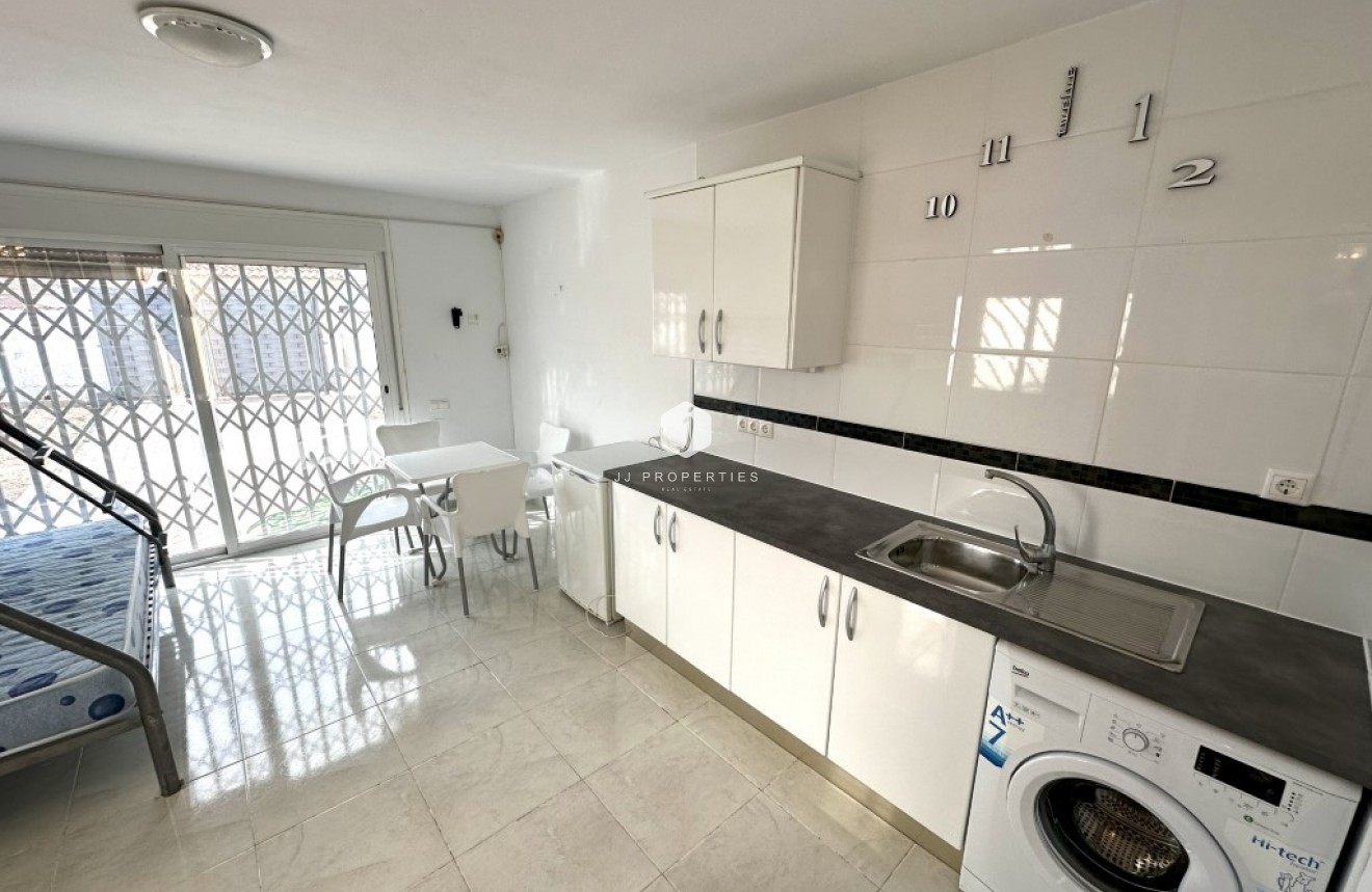 Tweedehands - Villa -
Ciudad Quesada - Costa Blanca