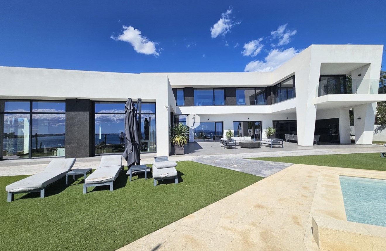 Tweedehands - Villa -
Cabo Roig - Costa Blanca