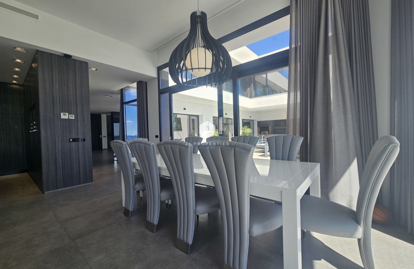 Tweedehands - Villa -
Cabo Roig - Costa Blanca