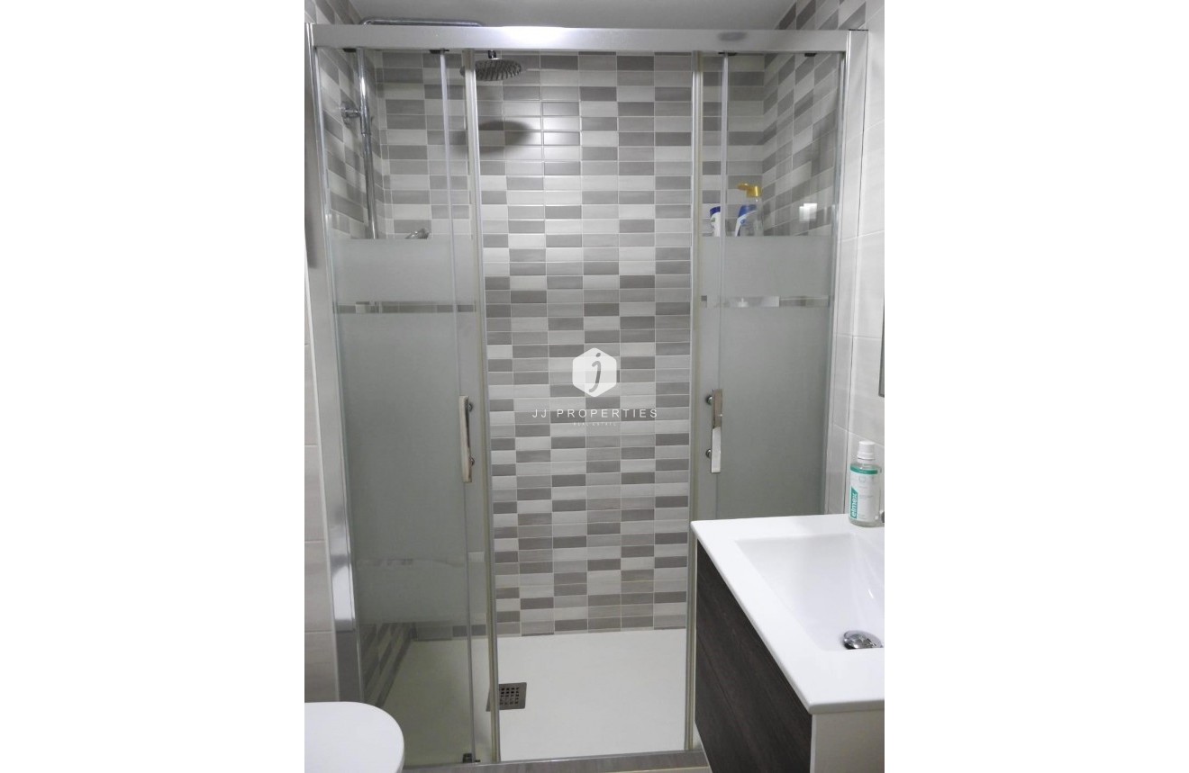 Tweedehands - Appartement / flat -
Torrevieja - Playa del Cura