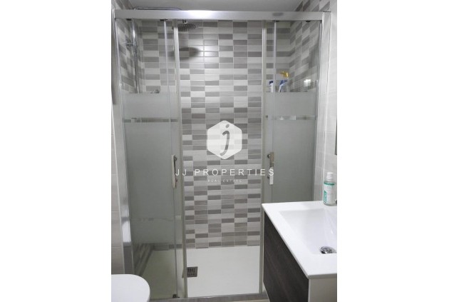 Tweedehands - Appartement / flat -
Torrevieja - Playa del Cura