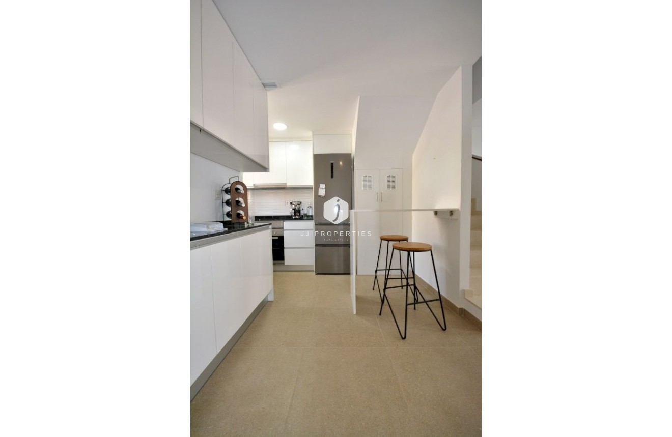 Tweedehands - duplex -
Guardamar del Segura - Costa Blanca