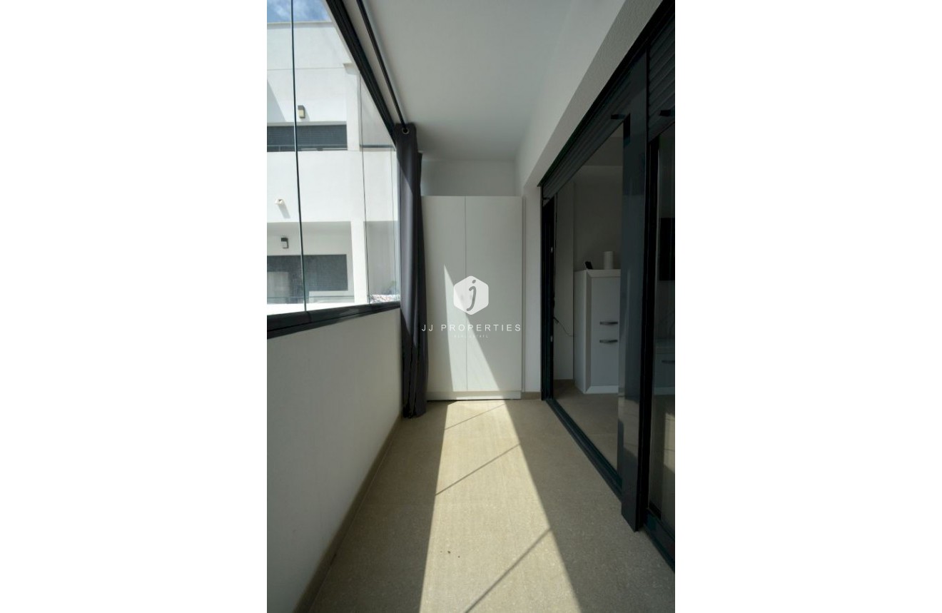 Tweedehands - duplex -
Guardamar del Segura - Costa Blanca