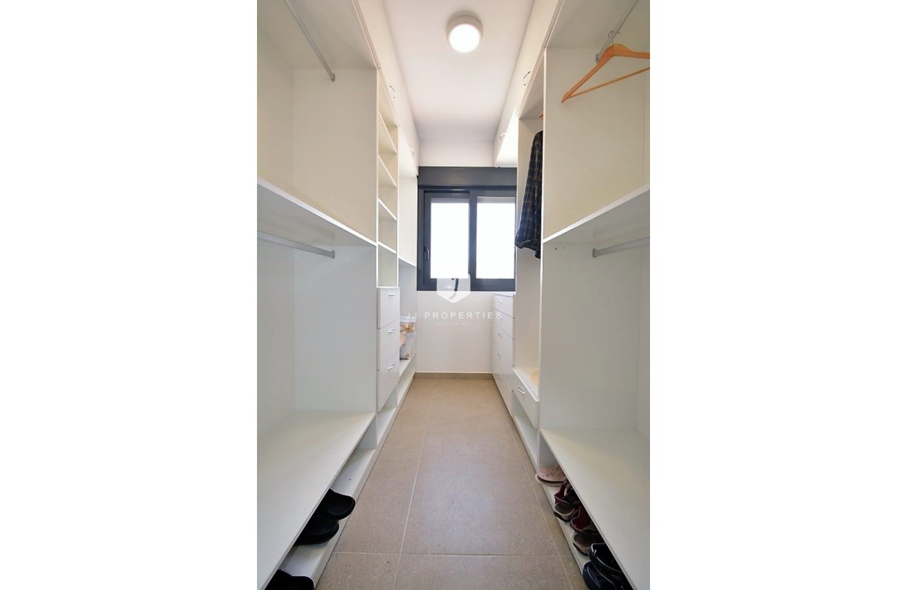 Tweedehands - duplex -
Guardamar del Segura - Costa Blanca