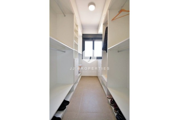 Tweedehands - duplex -
Guardamar del Segura - Costa Blanca