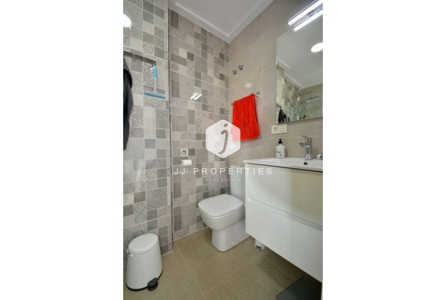 Tweedehands - duplex -
Guardamar del Segura - Costa Blanca