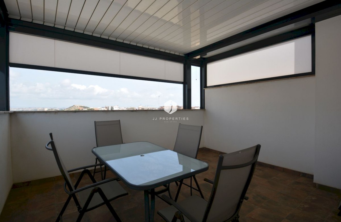 Tweedehands - duplex -
Guardamar del Segura - Costa Blanca