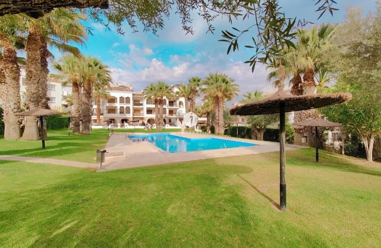 Tweedehands - Appartement / flat -
Orihuela Costa - Villamartín