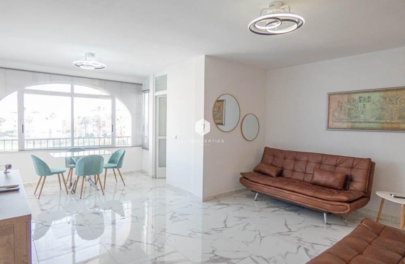 Tweedehands - Appartement / flat -
Orihuela Costa - Villamartín