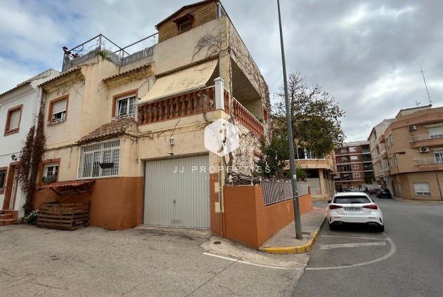 Tweedehands - Villa -
Los Montesinos - Costa Blanca