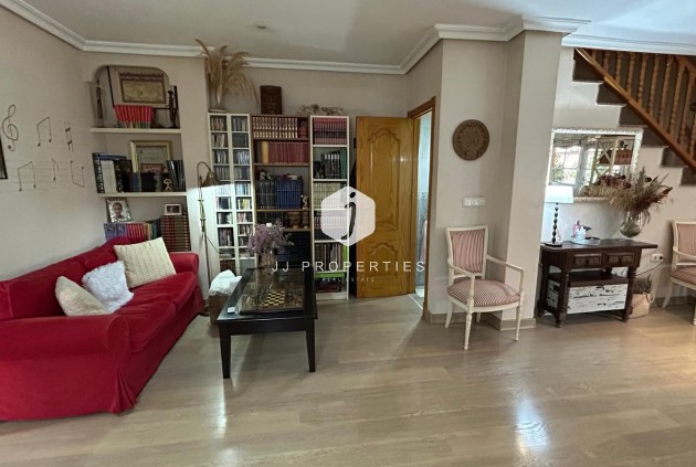 Tweedehands - Villa -
Los Montesinos - Costa Blanca