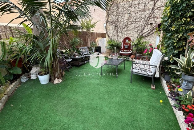 Tweedehands - Villa -
Los Montesinos - Costa Blanca