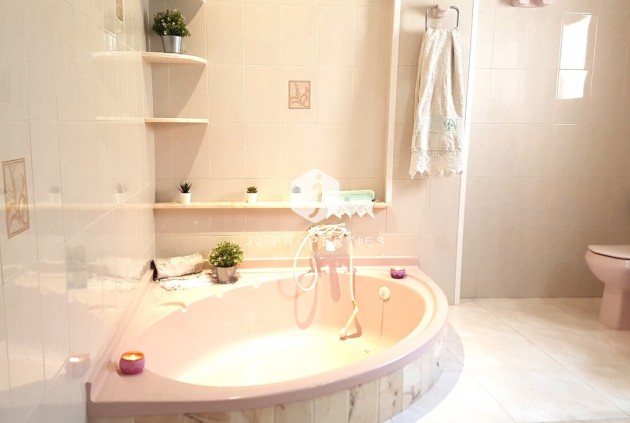 Tweedehands - Penthouse -
Torrevieja - Playa del Cura