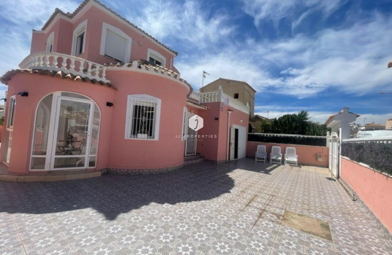 Tweedehands - Villa -
Playa Flamenca - Costa Blanca