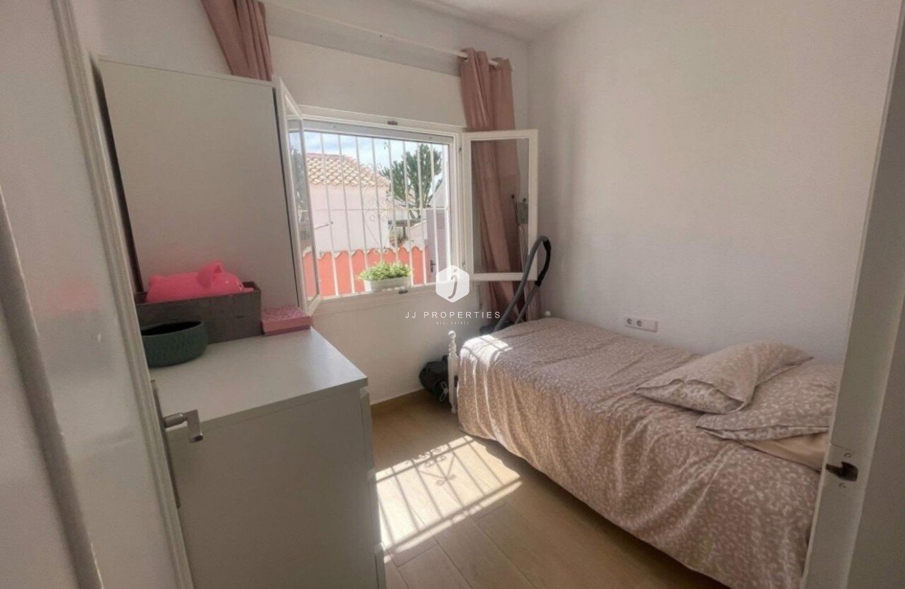 Tweedehands - Villa -
Playa Flamenca - Costa Blanca