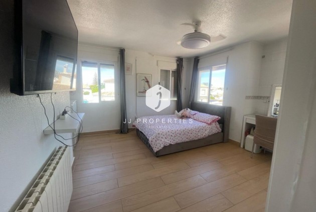 Tweedehands - Villa -
Playa Flamenca - Costa Blanca