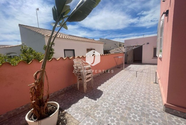 Tweedehands - Villa -
Playa Flamenca - Costa Blanca